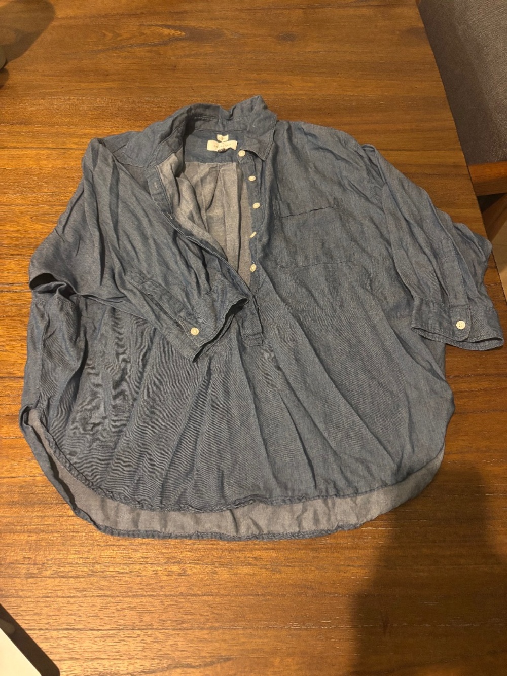 Loft, Softened Button Up Top, Size XS